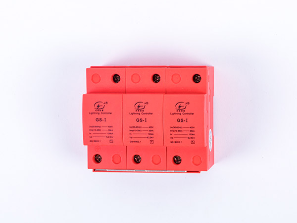 光伏浪涌保護器尺寸與作用有哪些？