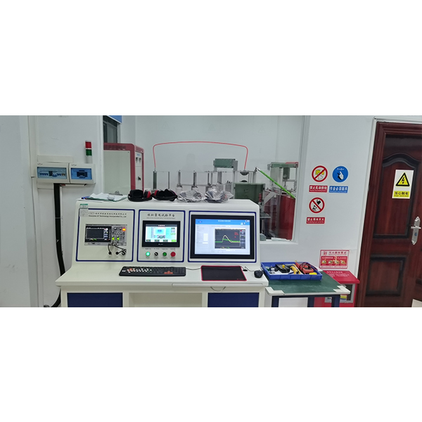 電源箱式防雷 器